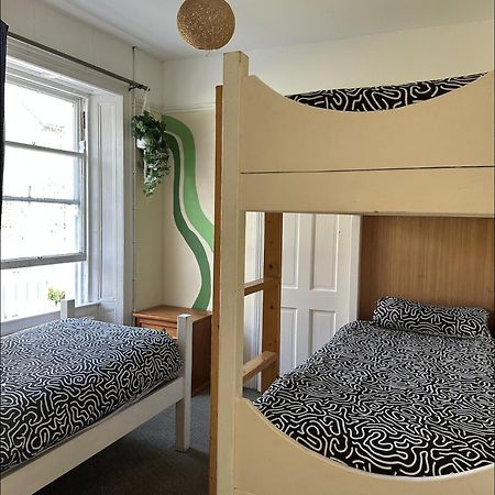 The Grapevine Hostel 딩글 외부 사진